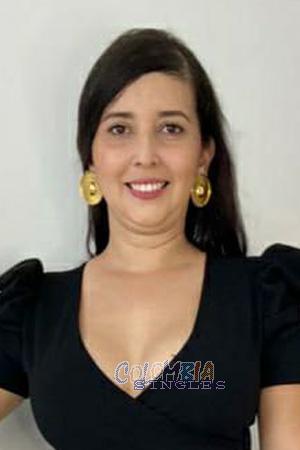 208163 - Adriana Age: 38 - Colombia
